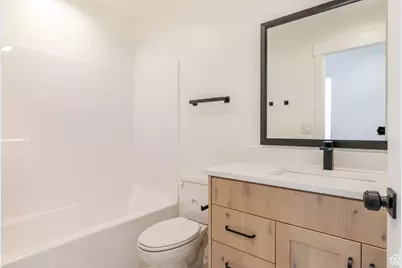206 S 100 E, Smithfield, UT 84335 - Photo 24