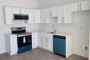 2085 N Main St, Sunset, UT 84015 - Photo 4