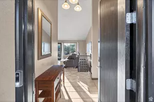 1173 W Snow Canyon Pkwy, Saint George, UT 84770 - Photo 2