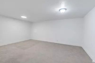 59 W Princeton Dr, Midvale, UT 84047 - Photo 22