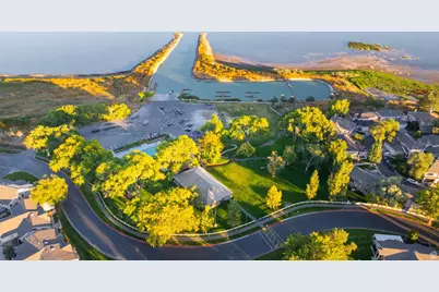 129 E Bliss Dr, Saratoga Springs, UT 84045 - Photo 32