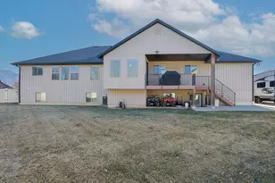 417 S 2025 W, Marriott-Slaterville City, UT 84404 - Photo 4
