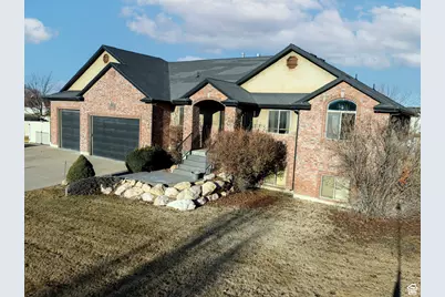 417 S 2025 W, Marriott-Slaterville City, UT 84404 - Photo 2