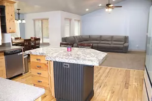 417 S 2025 W, Marriott-Slaterville City, UT 84404 - Photo 6