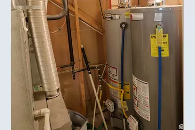 417 S 2025 W, Marriott-Slaterville City, UT 84404 - Photo 32