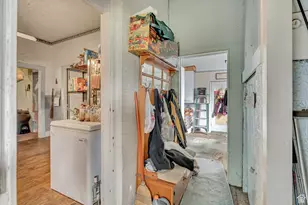 6700 S 1655 E, Cottonwood Heights, UT 84121 - Photo 6