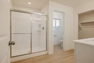 949 W Columbia Ct S, Riverdale, UT 84405 - Photo 6