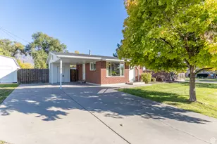 1884 N Alder St E, Layton, UT 84041 - Photo 2