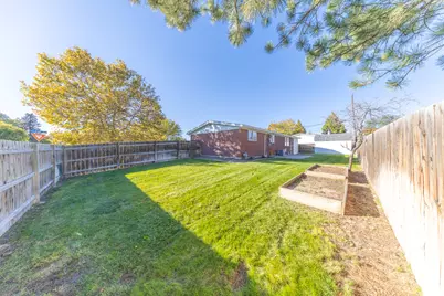 1884 N Alder St E, Layton, UT 84041 - Photo 28