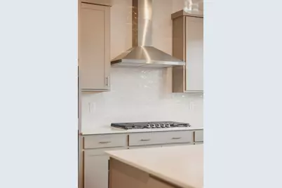 946 W Columbia Ct S #107, Riverdale, UT 84405 - Photo 8