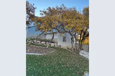 1055 E 5050 S, South Ogden, UT 84403 - Photo 2