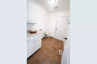 5634 Miller Cir, Stansbury Park, UT 84074 - Photo 24