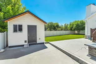 5634 Miller Cir, Stansbury Park, UT 84074 - Photo 6