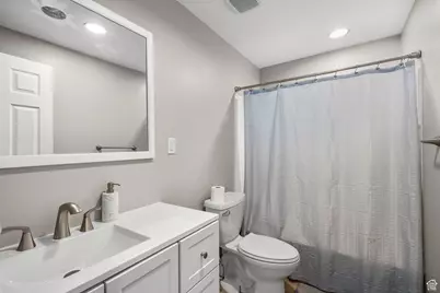 2844 S Island Fox Ln, Saratoga Springs, UT 84045 - Photo 28