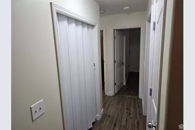 844 S Newmark Dr, Tooele, UT 84074 - Photo 12