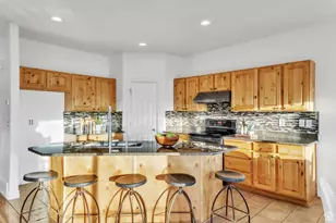 1961 Woodview Dr, Lehi, UT 84043 - Photo 8