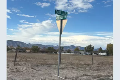 350 S 200 E, Centerfield, UT 84622 - Photo 6