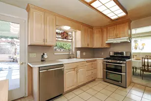 3091 S Teton Dr E, Salt Lake City, UT 84109 - Photo 12