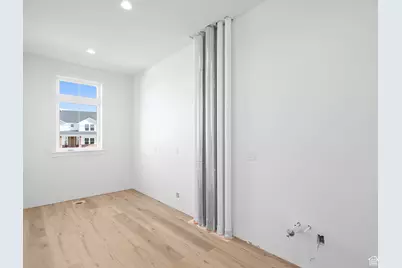 4481 N 250 W, Pleasant View, UT 84414 - Photo 22