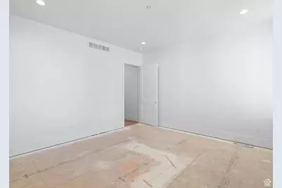 4481 N 250 W, Pleasant View, UT 84414 - Photo 14