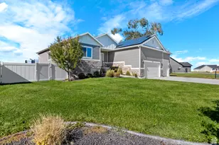 821 S 7100 W, Ogden, UT 84404 - Photo 24