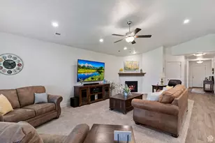 1124 S Neville St, Layton, UT 84041 - Photo 8