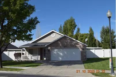 2517 N Dorchester Ave, Harrisville, UT 84414 - Photo 1