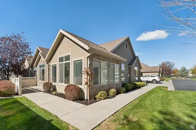 877 W 1920 S #C, Syracuse, UT 84075 - Photo 2