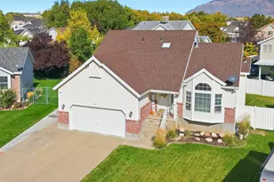 882 W 4150 S, Riverdale, UT 84405 - Photo 1