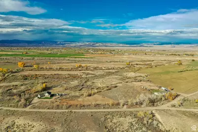 2101 E Goose Ranch Rd S, Vernal, UT 84078 - Photo 52