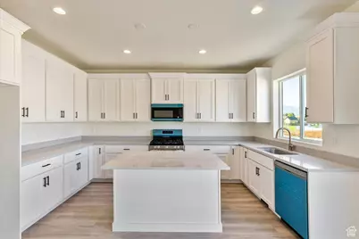 3661 N Columbine Way #382, Eagle Mountain, UT 84005 - Photo 4