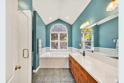 2960 N Ridge View Dr, North Logan, UT 84341 - Photo 38