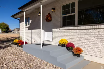 1015 S 1500 W, Vernal, UT 84078 - Photo 1