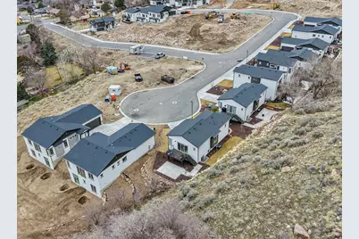 572 S Elena Ln, Ogden, UT 84404 - Photo 22