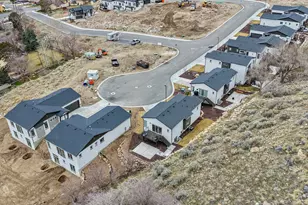 572 S Elena Ln, Ogden, UT 84404 - Photo 22