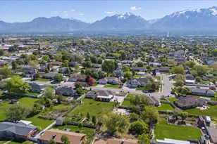 10543 S 2330 W, South Jordan, UT 84095 - Photo 52