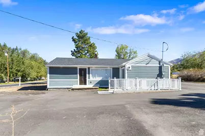 1938 N Walker Rd E, Tooele, UT 84074 - Photo 2