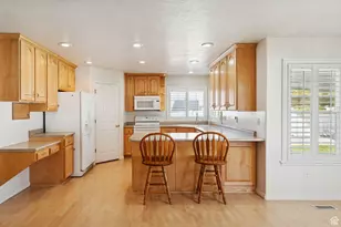 1434 W Autumn Oak Circle, West Jordan, UT 84088 - Photo 14