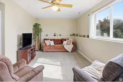 324 E 1325 N, Layton, UT 84041 - Photo 10