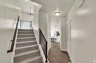 287 W 700 N, Vineyard, UT 84059 - Photo 8