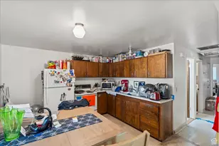 815 E Whitemaple Way, Millcreek, UT 84106 - Photo 8