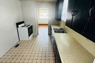 25 W Main St, Moroni, UT 84646 - Photo 14