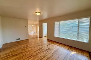 343 E 200 S, Kaysville, UT 84037 - Photo 4