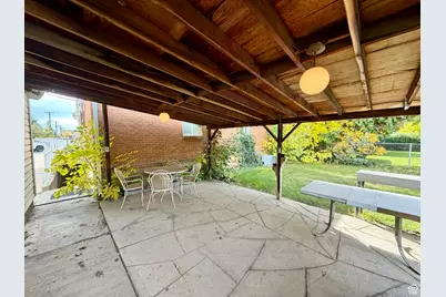 343 E 200 S, Kaysville, UT 84037 - Photo 24