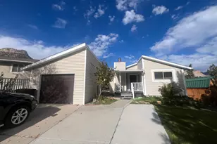 819 Castle Gate Cir, Helper, UT 84526 - Photo 1
