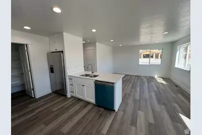 32 E 300 S, Delta, UT 84624 - Photo 4