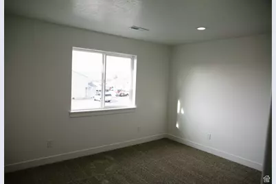 38 E 300 S, Delta, UT 84624 - Photo 20