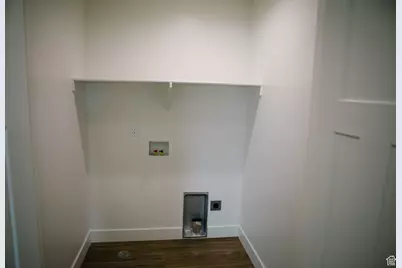 38 E 300 S, Delta, UT 84624 - Photo 16