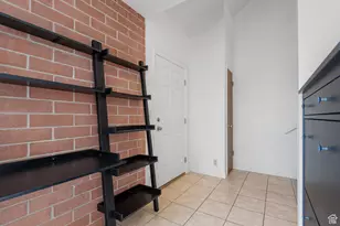 937 E Essex Ct Way S, Midvale, UT 84047 - Photo 8