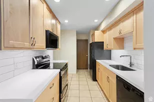 937 E Essex Ct Way S, Midvale, UT 84047 - Photo 14